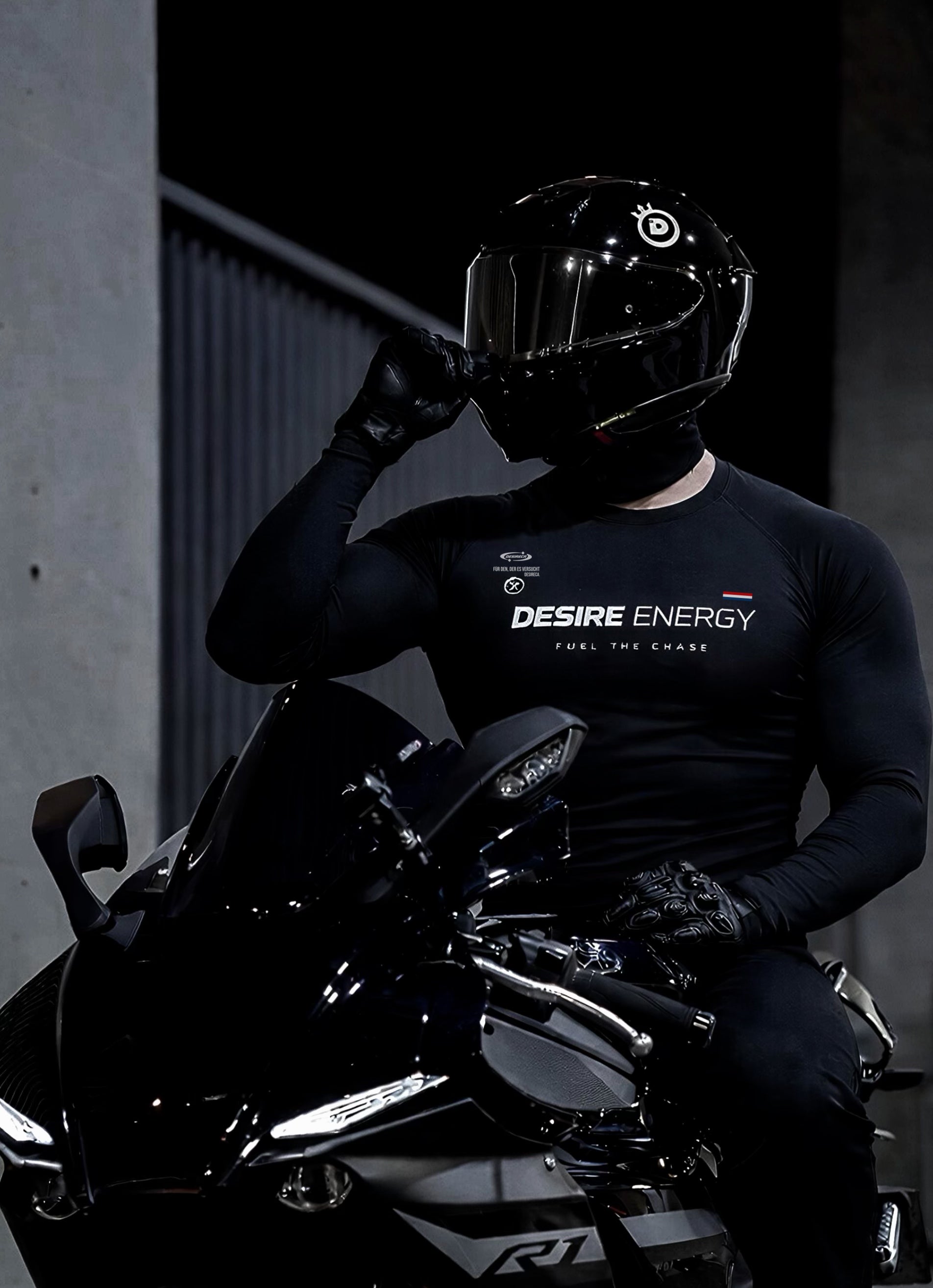 DESIRE RACING - PERFORMANCE LONG SLEEVE SHIRT
